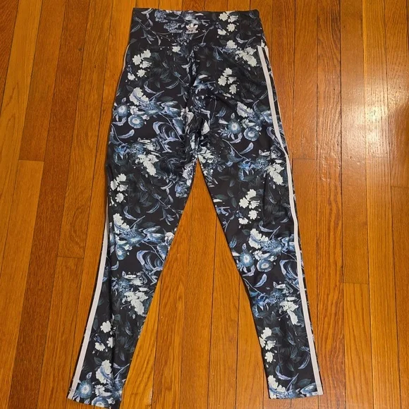 Floral Addidas Leggins - Picture 2 of 4
